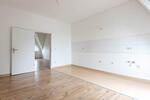 Dachgeschoßwohnung Essen Frillendorf - 2.5 Zimmer, 62 m&sup2;, 650&euro; | Angebot:26619381