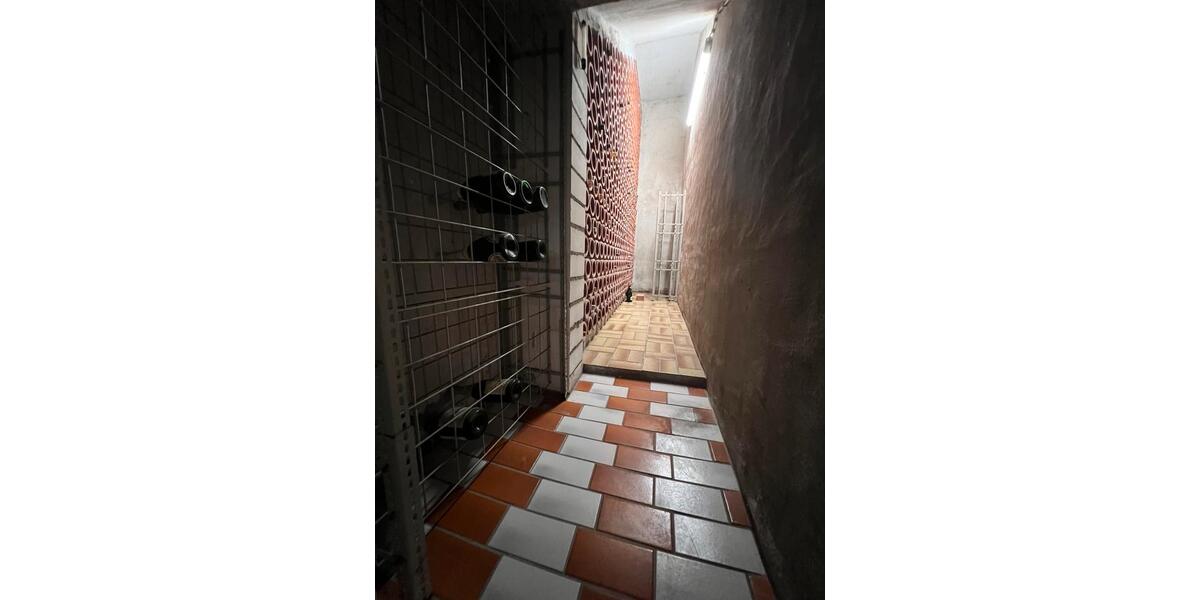 Reihenhaus Mülheim an der Ruhr Mellinghofen - 9 Zimmer, 248 m&sup2;, 720.000&euro; | Angebot:24611100