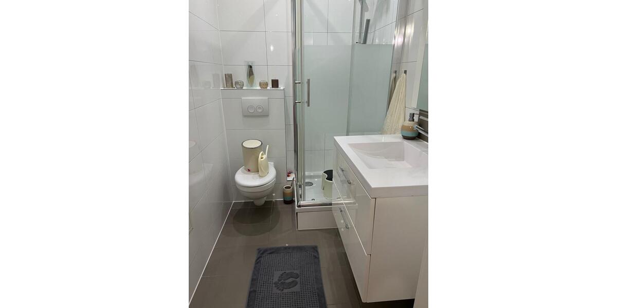 Terrassenwohnung Oberhausen Biefang - 3 Zimmer, 108 m&sup2;, 1.500&euro; | Angebot:26566472