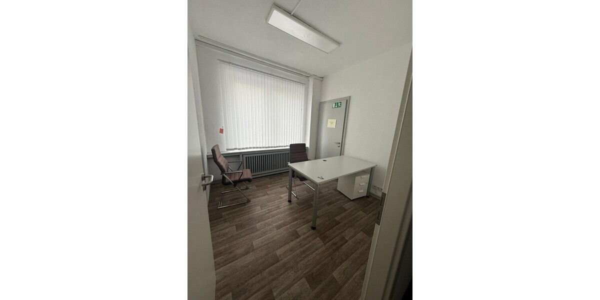 Vielseitige Gewerbefläche in Bochum – 123 m², Stellplätze & flexible Nutzung - Gewerbeobjekt Bochum / Laer Laer | Angebot:26059447