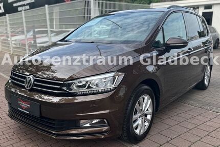 VW Touran 143.000 km 13.490 &euro; Gladbeck 45968