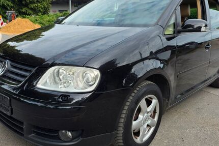 VW Touran 208.500 km 1.800 &euro; Gelsenkirchen 45897