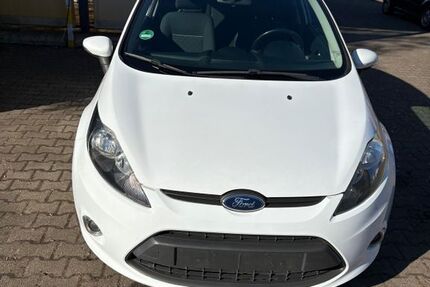 Ford Fiesta 230.000 km 2.200 &euro; Lünen 44532