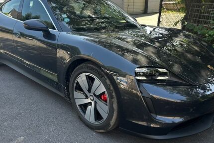 Porsche Taycan 85.000 km 54.888 &euro; Dortmund 44269