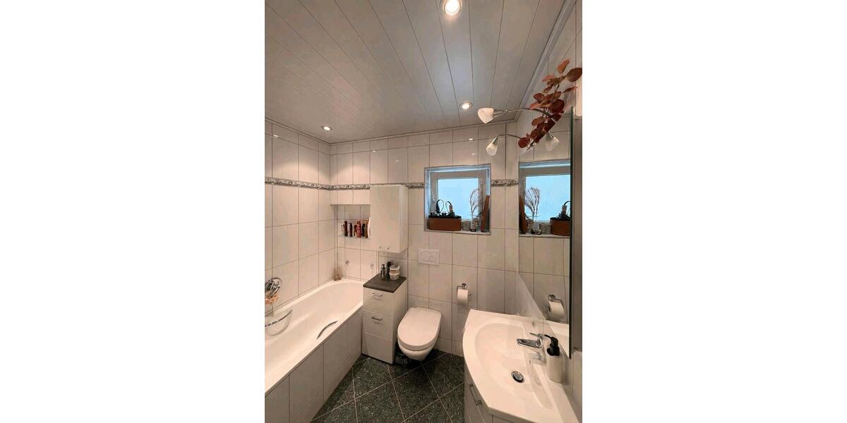 Etagenwohnung Essen Stadtbezirk VII - 3 Zimmer, 85 m&sup2;, 590&euro; | Angebot:26650160