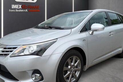Toyota Avensis 160.000 km 7.999 &euro; Marl 45772