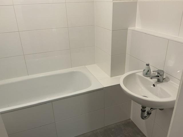 Etagenwohnung Velbert Velbert-Mitte - 2 Zimmer, 63 m&sup2;, 479&euro; | Angebot:25850557