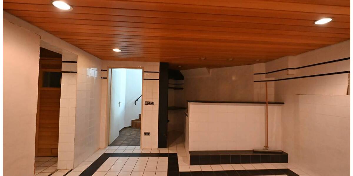 Etagenwohnung Essen Kettwig - 5 Zimmer, 172 m&sup2;, 395.000&euro; | Angebot:25926720