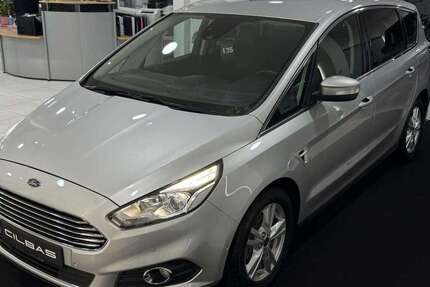 Ford S-Max 51.011 km 23.900 &euro; Gelsenkirchen 45891