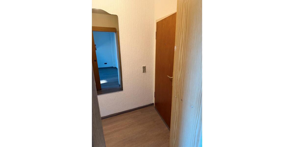 Dachgeschoßwohnung Gelsenkirchen Gelsenkirchen-Mitte - 1.5 Zimmer, 31 m&sup2;, 300&euro; | Angebot:26539748