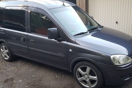 Opel Combo 170.000 km 1.950 &euro; Oberhausen 46047