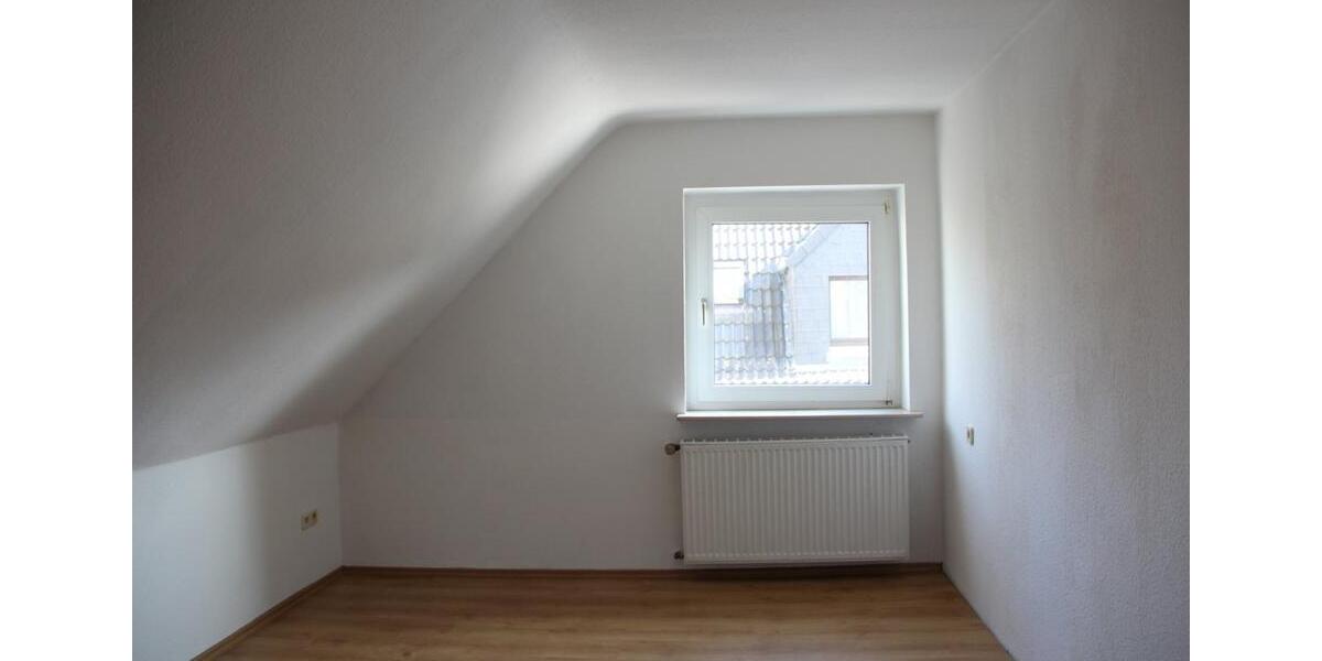 Dachgeschoßwohnung Dortmund Mengede - 2 Zimmer, 57 m&sup2;, 484&euro; | Angebot:25282857