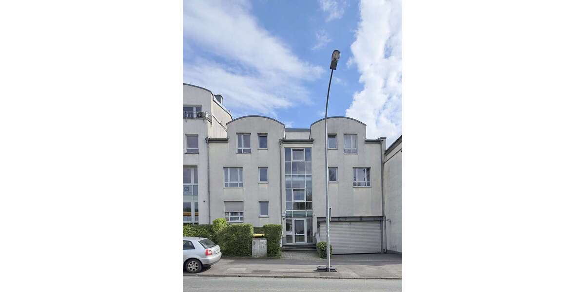 Etagenwohnung Bochum Querenburg - 4 Zimmer, 129 m&sup2;, 1.350&euro; | Angebot:26749938