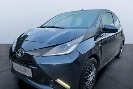 Toyota Aygo (X) 153.100 km 6.800 &euro; Gelsenkirchen 45897