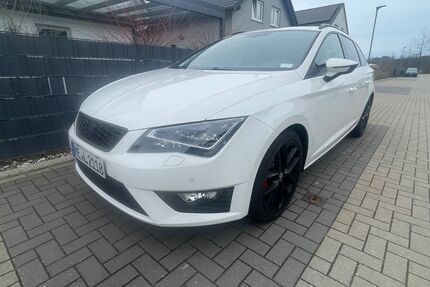 Seat Leon 115.000 km 11.200 &euro; Velbert 42553