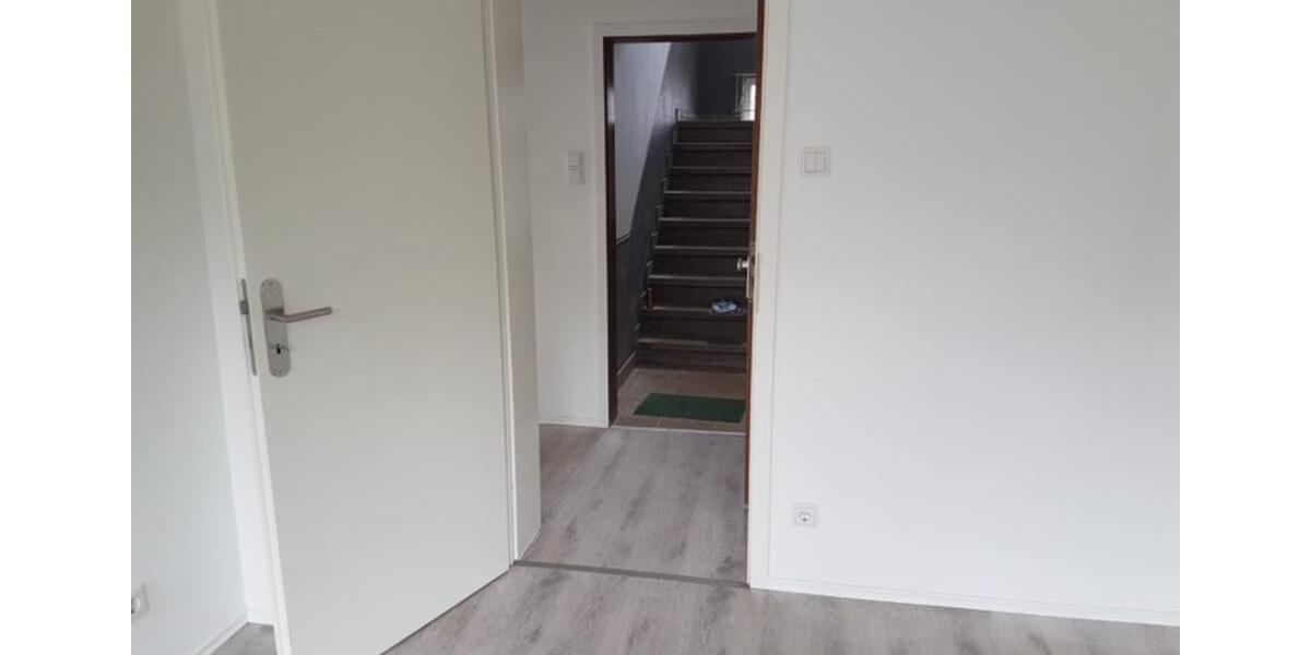 Etagenwohnung Oberhausen Rothebusch - 3 Zimmer, 93 m&sup2;, 720&euro; | Angebot:25349149