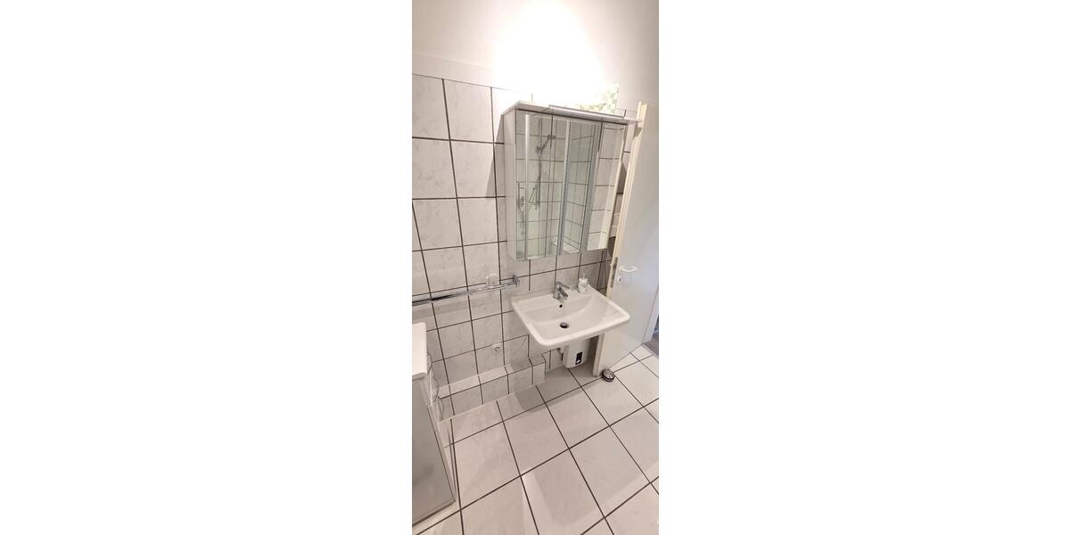 Etagenwohnung Bottrop Feldhausen - 1 Zimmer, 25 m&sup2;, 450&euro; | Angebot:26659106