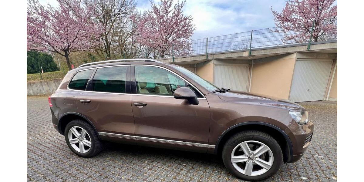 VW Touareg 242.000 km 12.050 &euro; Essen 45149