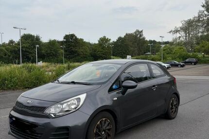 Kia Rio 129.000 km 4.300 &euro; Schermbeck 46514