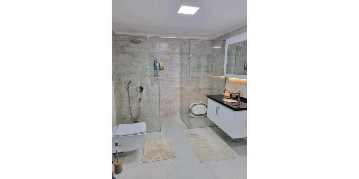 Etagenwohnung Gelsenkirchen Gelsenkirchen-Mitte - 5 Zimmer, 175 m&sup2;, 190.000&euro; | Angebot:26105009