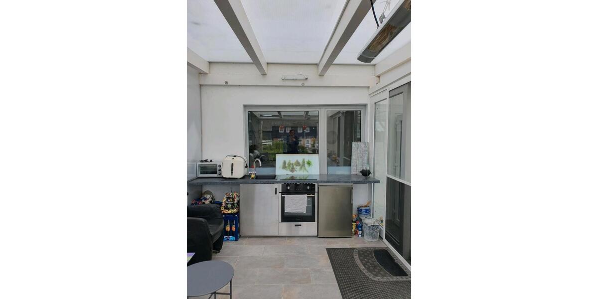 Reihenhaus Essen Stadtbezirk VI - 7 Zimmer, 160 m&sup2;, 1.500&euro; | Angebot:25830712