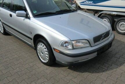 Volvo V40 231.109 km 1.700 &euro; Essen 45326