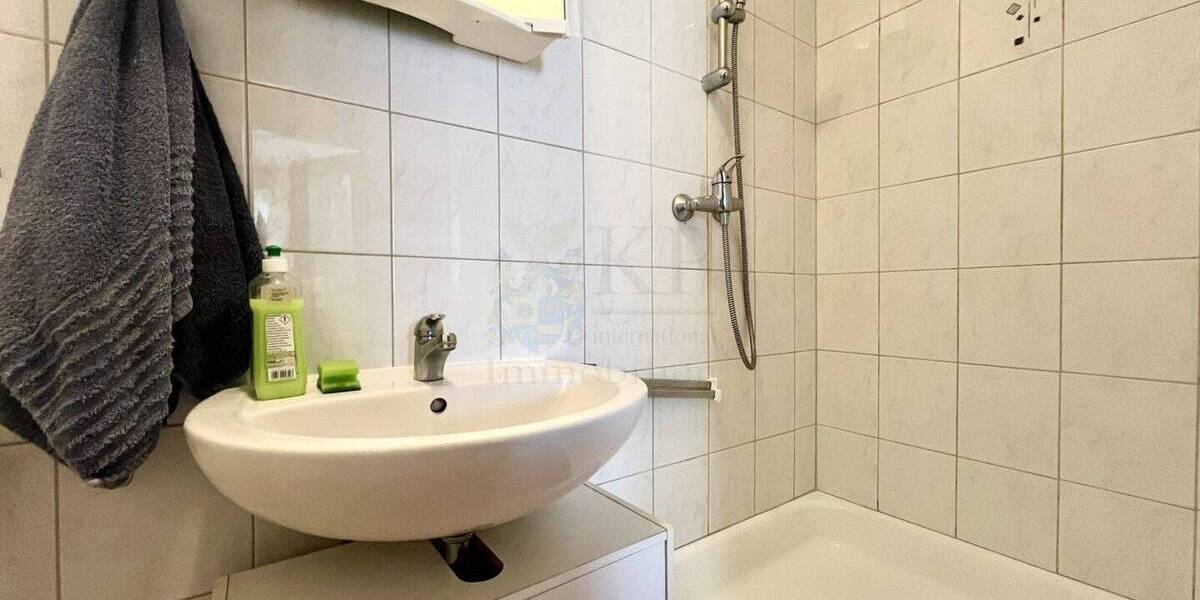 Etagenwohnung Essen Burgaltendorf - 6 Zimmer, 197 m&sup2;, 570.000&euro; | Angebot:26053311