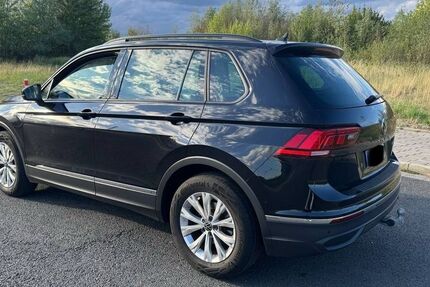 VW Tiguan 64.500 km 25.900 &euro; Oberhausen 46047