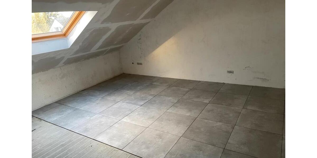 Dachgeschoßwohnung Herten - 3 Zimmer, 75 m&sup2;, 950&euro; | Angebot:25658384