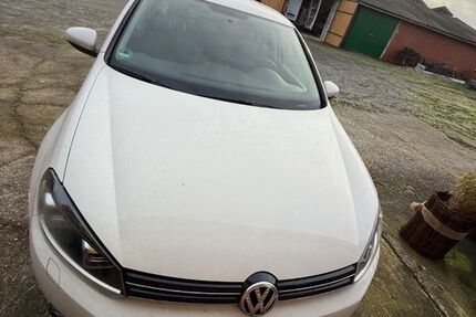 VW Golf 211.000 km 5.600 &euro; Heiden 46359