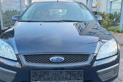 Ford Focus 82.000 km 2.299 &euro; Oberhausen 46047