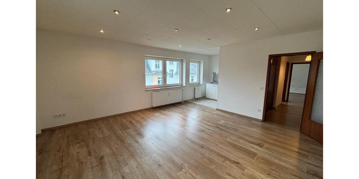 Etagenwohnung Essen Stadtbezirk III - 2 Zimmer, 62 m&sup2;, 695&euro; | Angebot:25195634