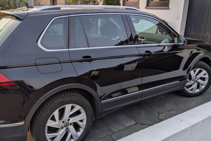 VW Tiguan 75.500 km 24.200 &euro; Dortmund 44369
