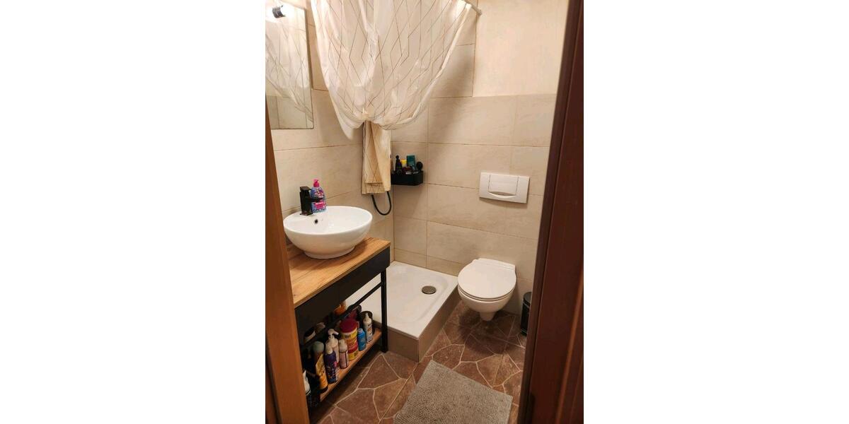 Etagenwohnung Essen Stadtkern - 1 Zimmer, 53 m&sup2;, 700&euro; | Angebot:25869856