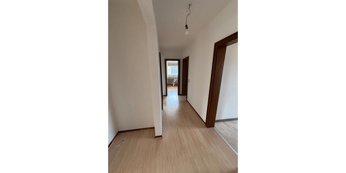 Dachgeschoßwohnung Sprockhövel - 3 Zimmer, 78 m&sup2;, 480&euro; | Angebot:26628586