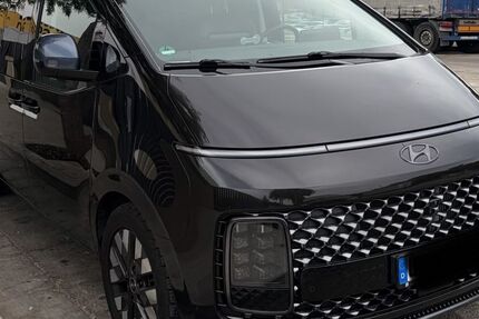 Hyundai STARIA 82.000 km 33.000 &euro; Lünen 44536