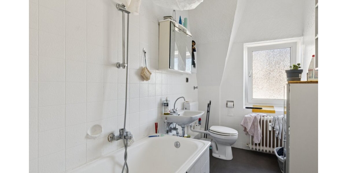 Altbau-Charme mit Geschichte - MFH mit 5 WE und 4 Garagen in Herne - Mehrfamilienhaus, Wohnhaus Herne Altenhöfen | Angebot:25232861