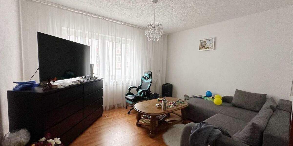 Etagenwohnung Essen Altendorf - 3 Zimmer, 53 m&sup2;, 75.000&euro; | Angebot:25798101