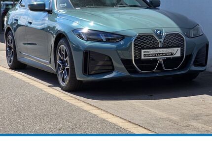 BMW i4 26.399 km 51.790 &euro; Dinslaken 46535