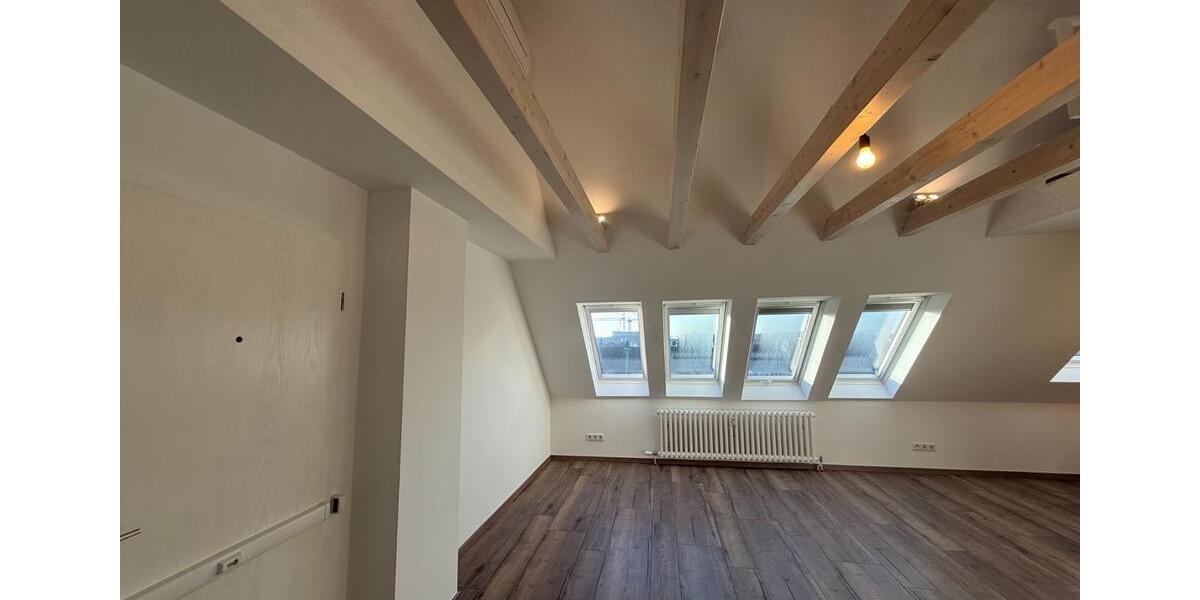 Dachgeschoßwohnung Dinslaken - 1 Zimmer, 44 m&sup2;, 119.000&euro; | Angebot:26021692