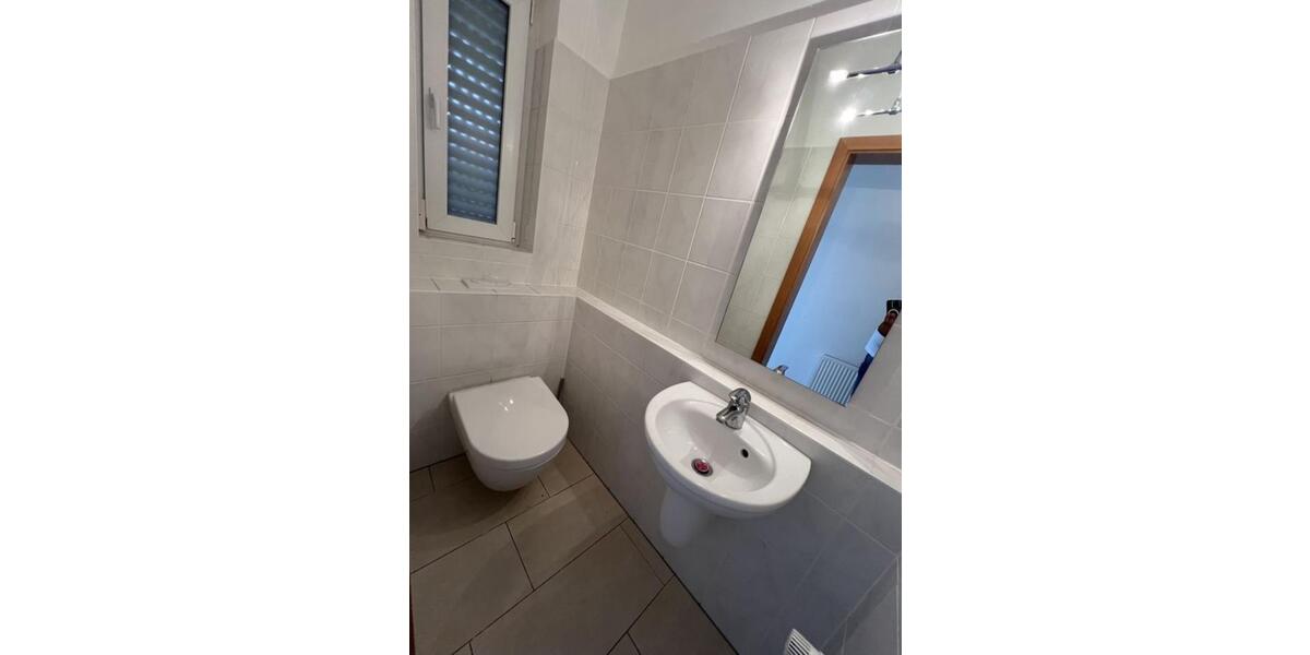 Doppelhaushälfte Dortmund Hombruch - 5 Zimmer, 185 m&sup2;, 2.500&euro; | Angebot:25245632