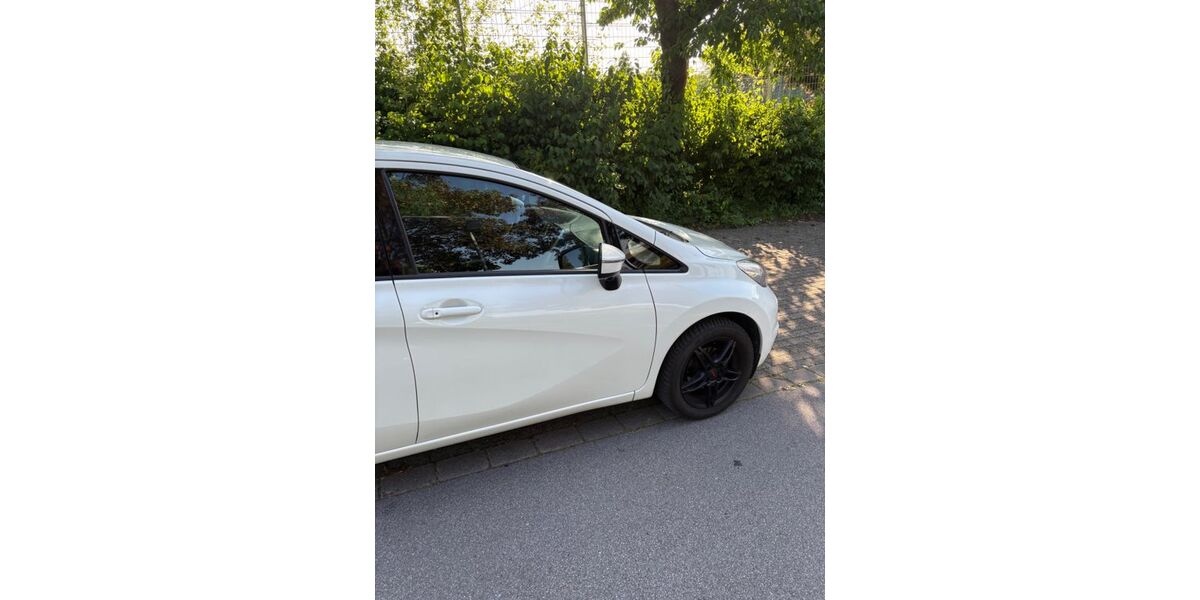 Nissan Note 89.800 km 6.600 &euro; Essen 45277