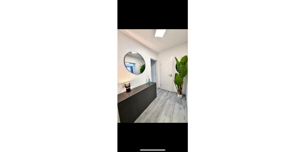 Etagenwohnung Essen Stadtkern - 1.5 Zimmer, 35 m&sup2;, 1.250&euro; | Angebot:26640736