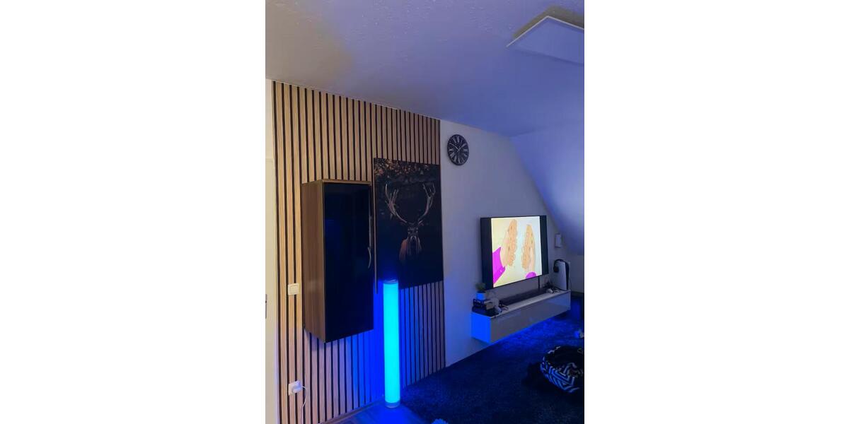 Dachgeschoßwohnung Essen Stadtbezirk III - 1 Zimmer, 40 m&sup2;, 650&euro; | Angebot:25358706