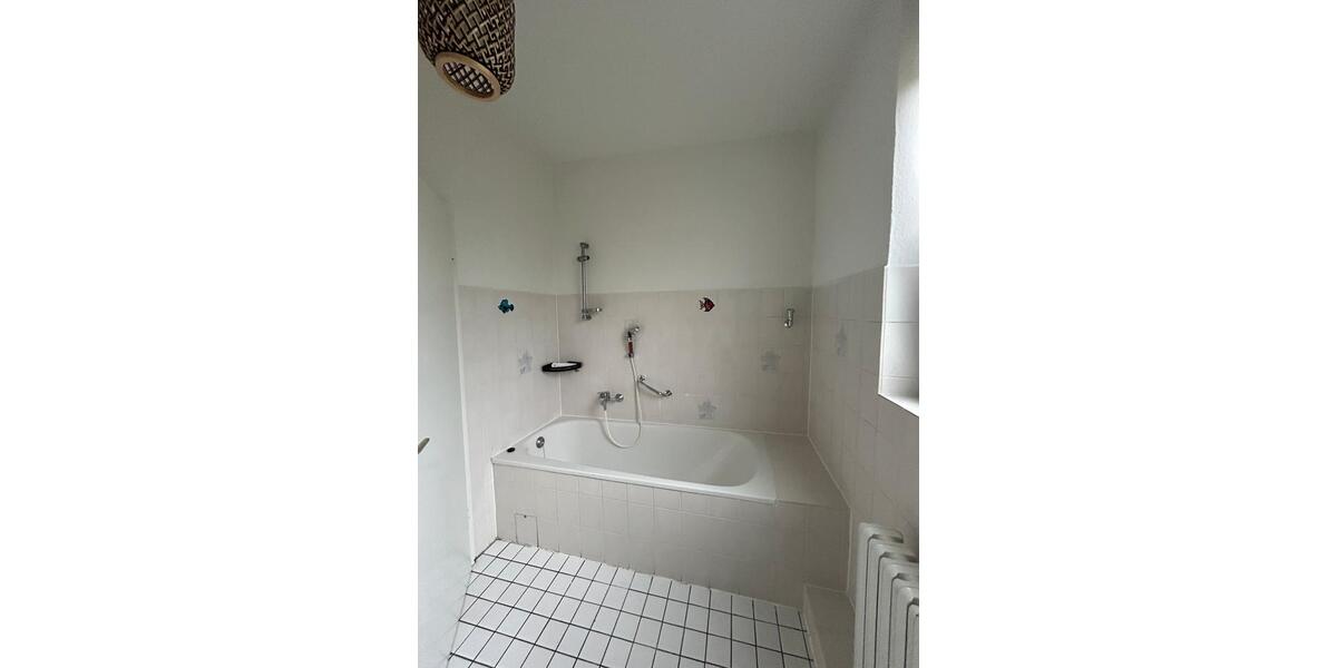 Etagenwohnung Recklinghausen Berghausen - 4.5 Zimmer, 81 m&sup2;, 1.050&euro; | Angebot:26638356