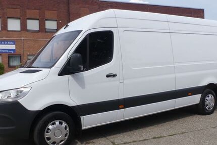 Mercedes-Benz Sprinter 208.653 km 21.950 &euro; Essen 45309