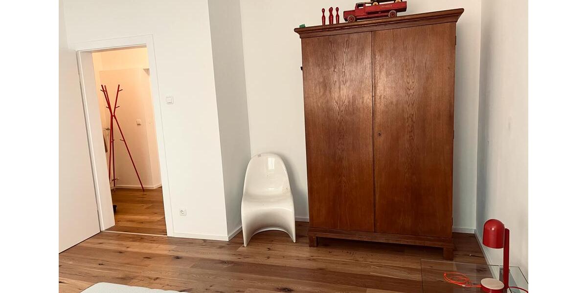 Etagenwohnung Essen Stadtbezirk II - 2 Zimmer, 70 m&sup2;, 2.900&euro; | Angebot:25499367