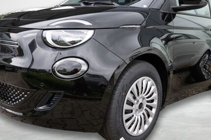 Fiat 500 13.812 km 18.485 &euro; Herne 44625