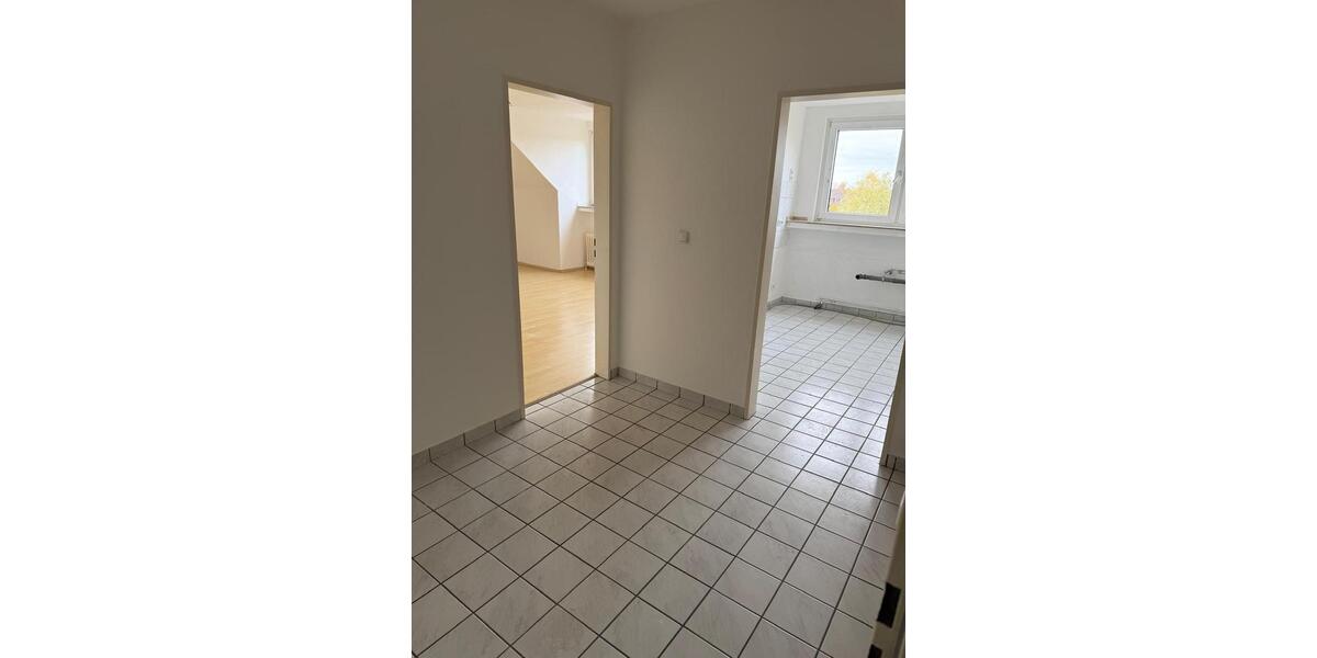 Dachgeschoßwohnung Recklinghausen Hillerheide - 3 Zimmer, 83 m&sup2;, 460&euro; | Angebot:25649489