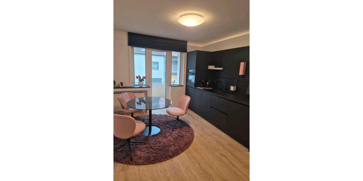 Etagenwohnung Oberhausen - 2.5 Zimmer, 57 m&sup2;, 1.500&euro; | Angebot:25936415